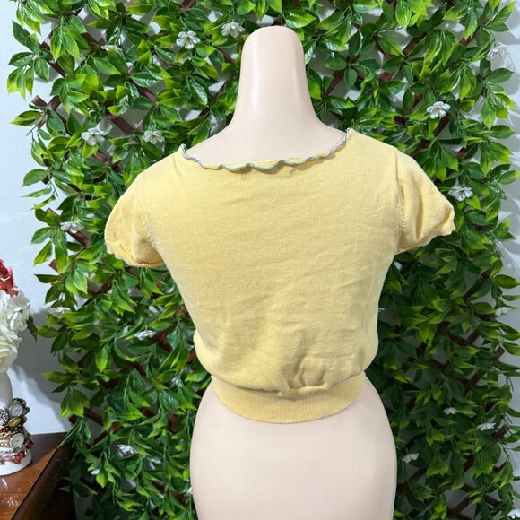 🌼 Vintage Forever 21 Embroidered Puff Sleeve Cardigan – 100% Cotton 🌼 - Picture 2 of 8